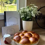 Διαμέρισμα Urlaub In Unserem „kleinen Haus“ *