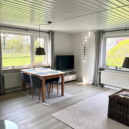 Urlaub In Unserem „kleinen Haus“ *